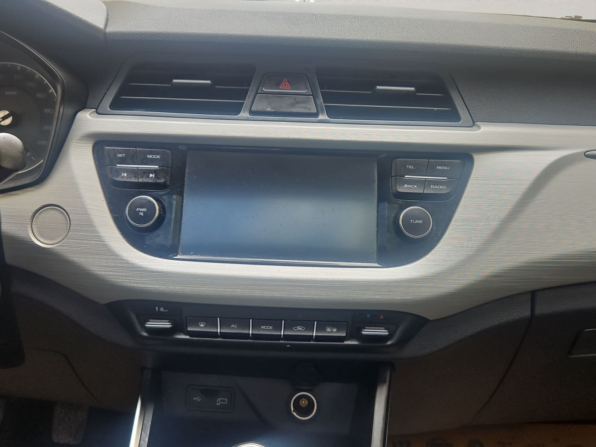Geely GX3 image
