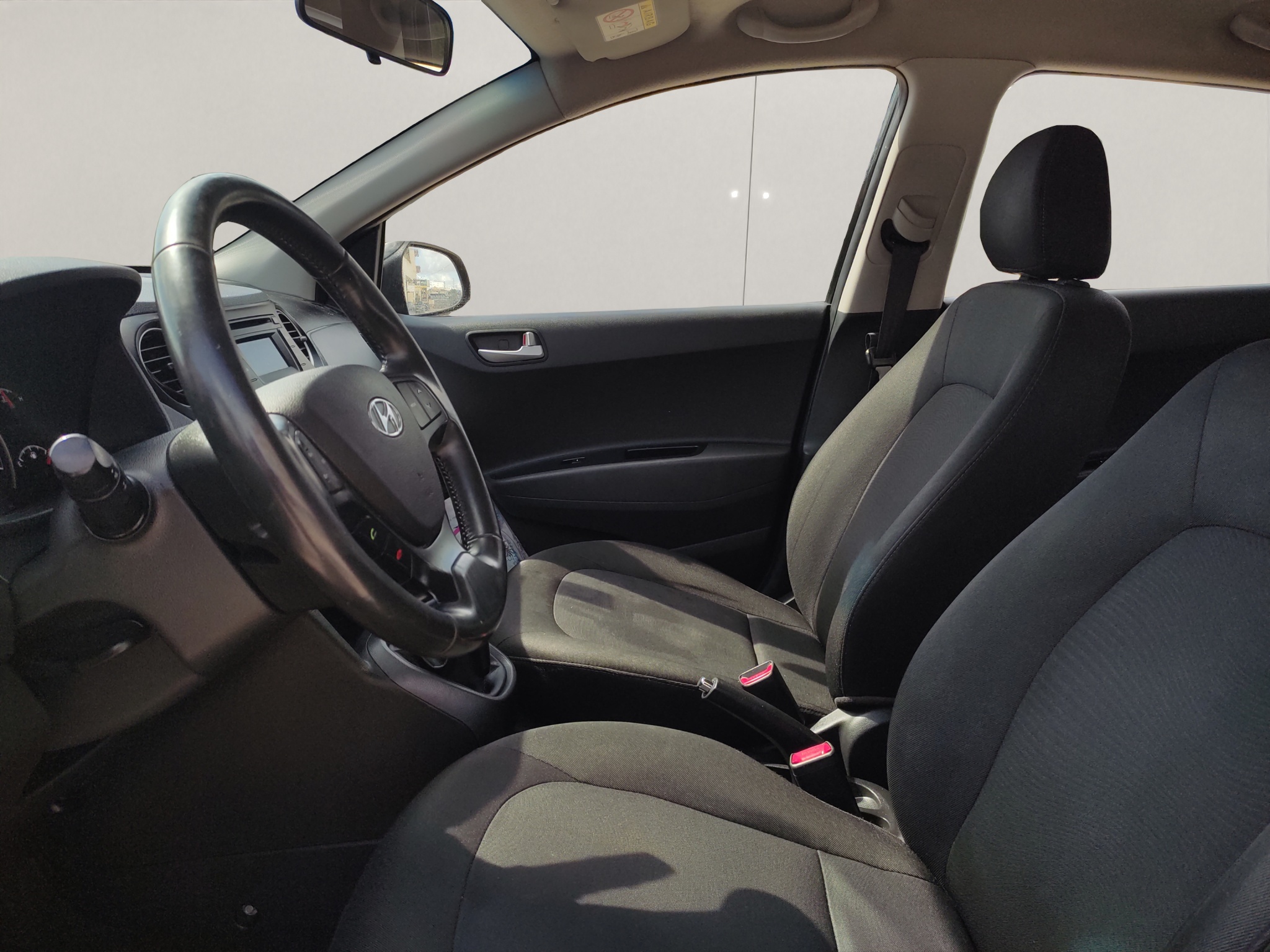 Hyundai Grand i10 image